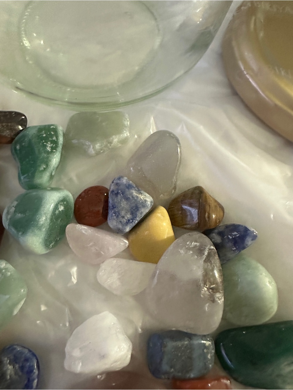 Assorted gemstones - Picture 3 of 8